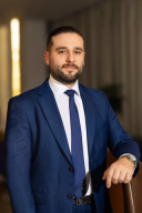 رؤية جوليو روفائيل: قيادة التميز في العلامة التجارية بفنادق ومنتجعات “جنة